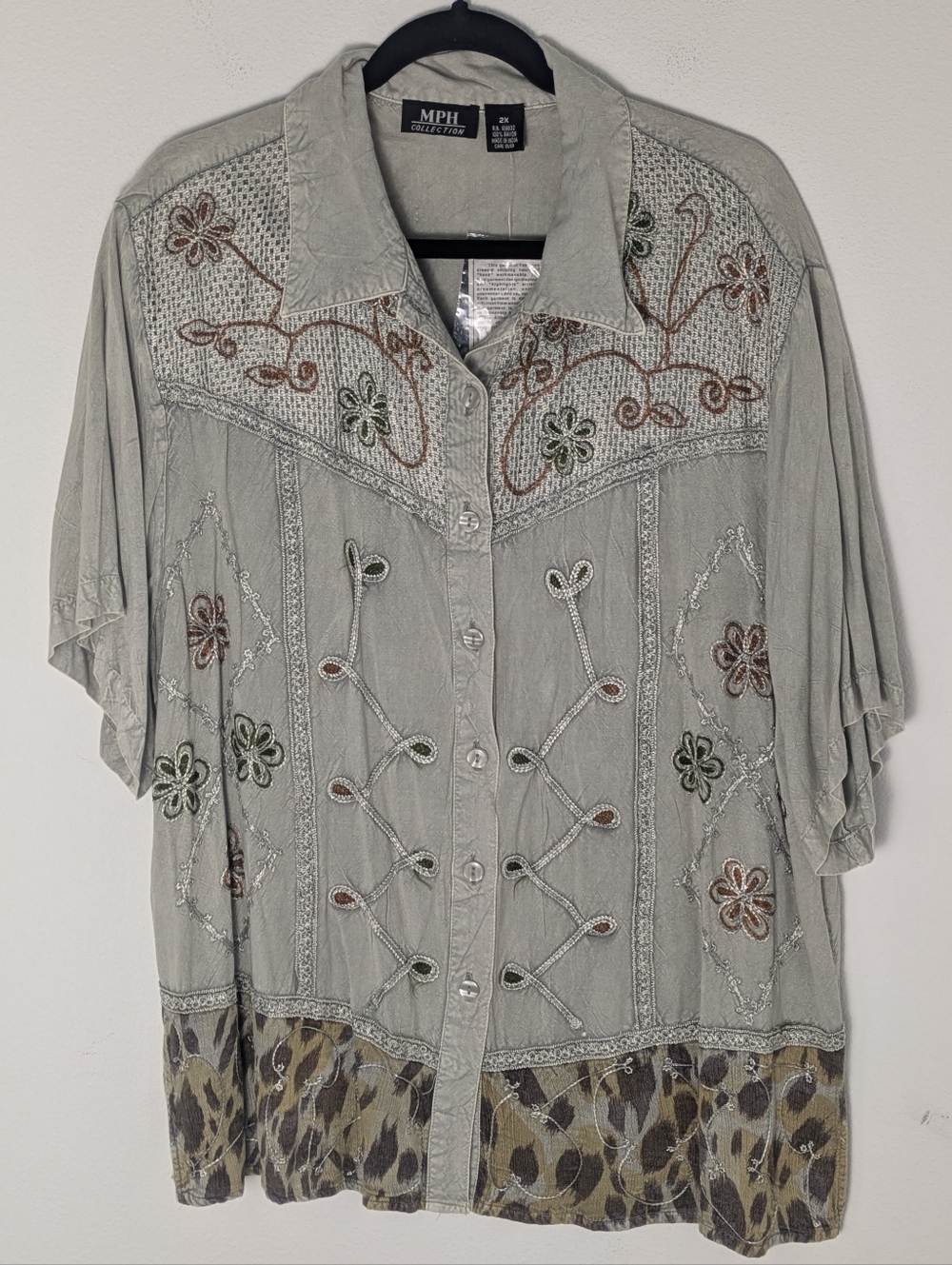 MPH Women's Indian Style button Down Blouse embroidered distressed Sz 2X Khaki
